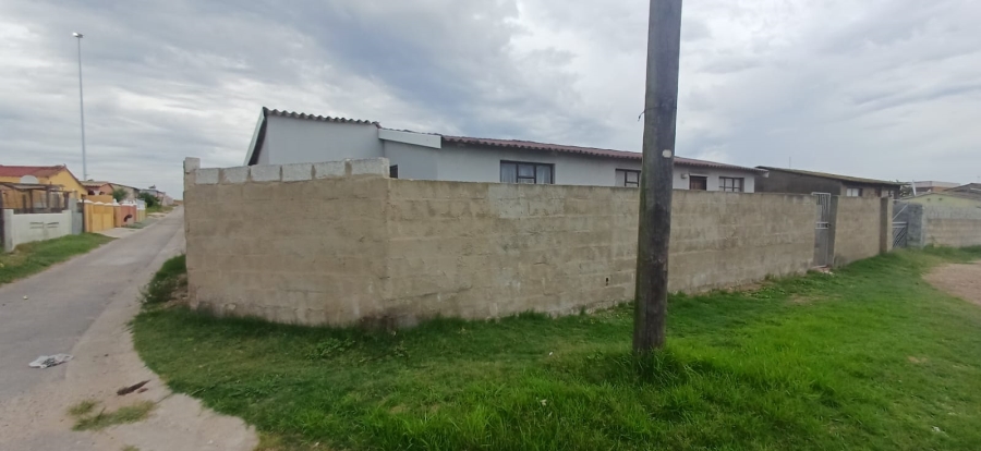 4 Bedroom Property for Sale in Kwazakhele Eastern Cape